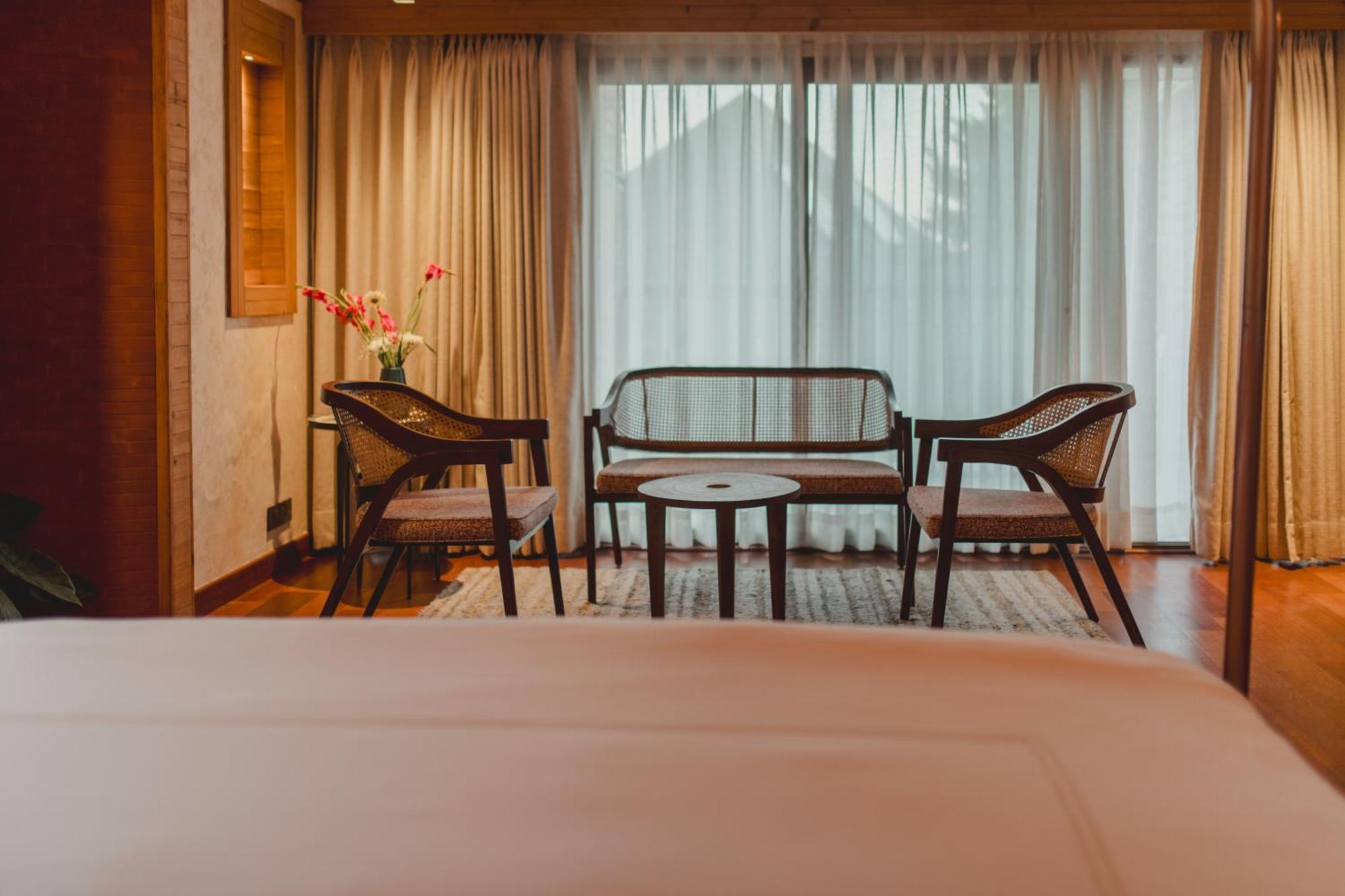 Brij Atmanya Bhowali, Nainital, A Luxury Mountain Escape Exterior photo